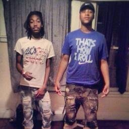 PERRYBLOCKFIQ #3200 $$ .. R.I.P ICE & JOWYN 
#FREE QUELL !! ... #FREE BIG CUZIN NAISHA ... #FREE MY BIGG BROTHER DARIOUS .. #R.I.P ZO !!