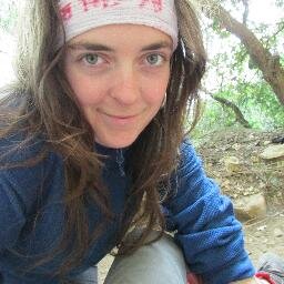 Wildfire science researcher
Investigadora en incendis forestals
Ella - She/her