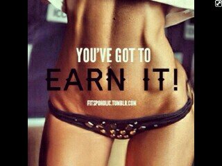 inside world of women's fitness. #wesquat