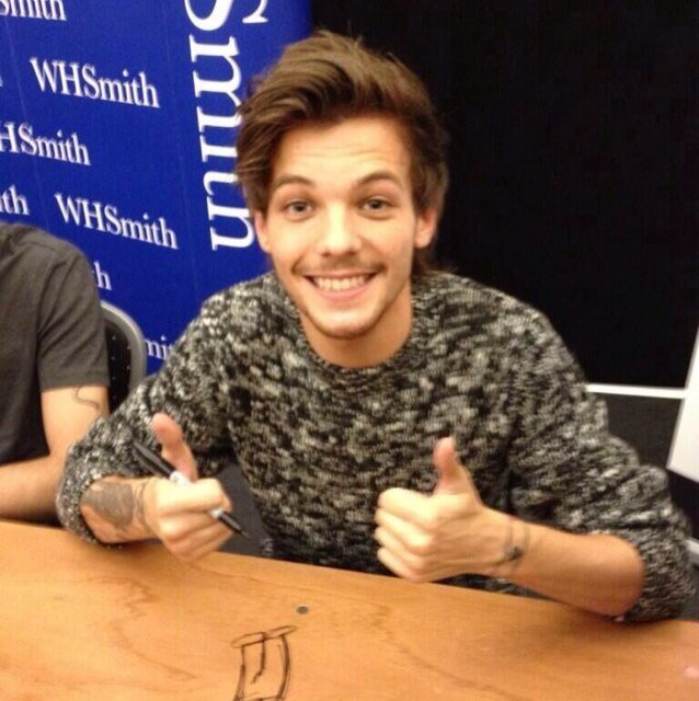 Hi lovely! :) Follow me on @L0nely_Unic0rn and I'll follow back! x