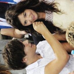 ElounorShipeer's profile picture. Hate on me but don't hate on @EleanorJCalder or I'll rip your eyes out and shove them into your fine ass :) Have a nice day Xx