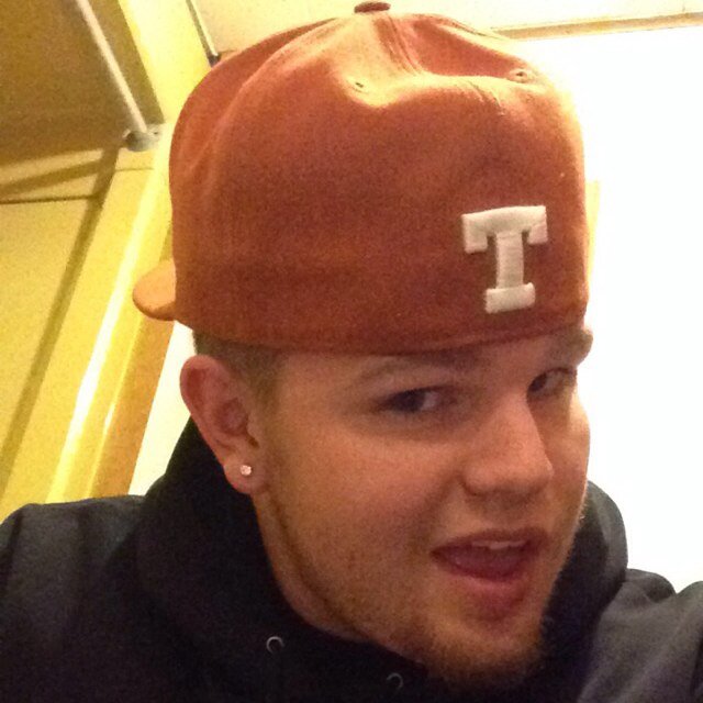 Alexande2Shayne's profile picture. Ummmmm.... Hello!