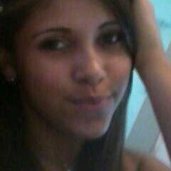 apenas uma fã da selena . (: