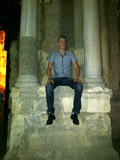 robin04161's profile picture. 273450A5 / 06-46255842