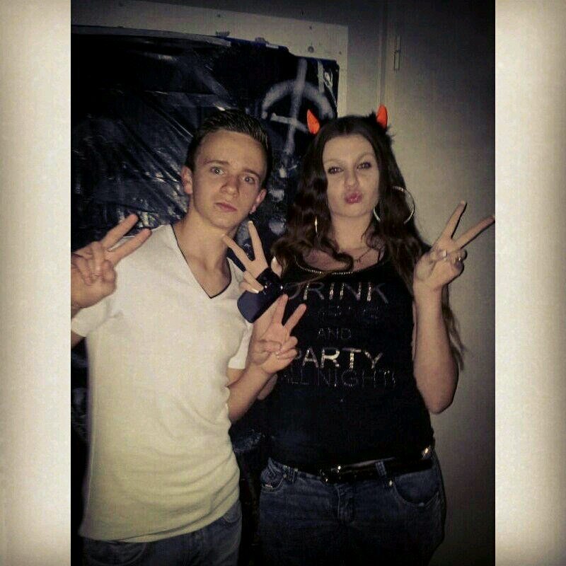 Darko - Boni 3H2 - 030 / Utrecht - Serbian - IG; darkoootje - Snap; Darkoootje - #TeamWeLoveFoodSleepAndMilkaConfetti ft. @Quincyy030