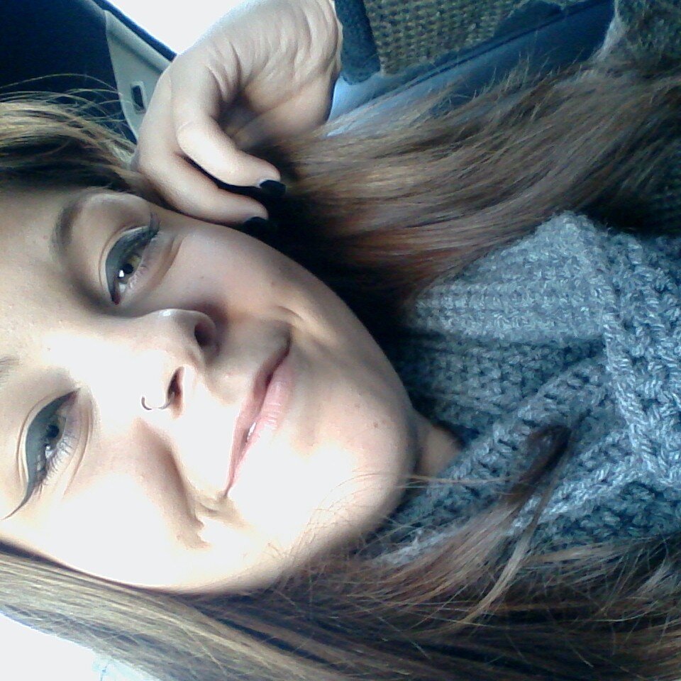 dimlit7's profile picture. i just want to be free