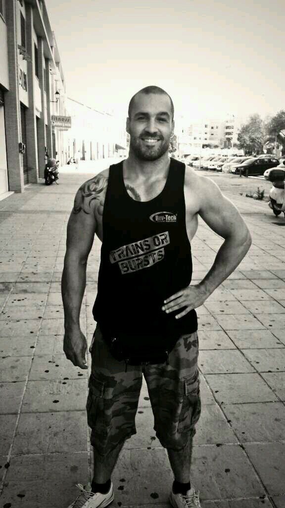 de_agueda's profile picture. mi corazon es de carne pero mi alma es de acero...