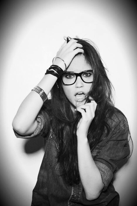 The girl with the camera. Absent mother. Complex father. Youngest child of John Winchester. OC. Multiverse. Rigby was ¦x¦