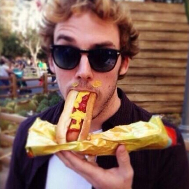 deadwalk3rs's profile picture. come burn with us