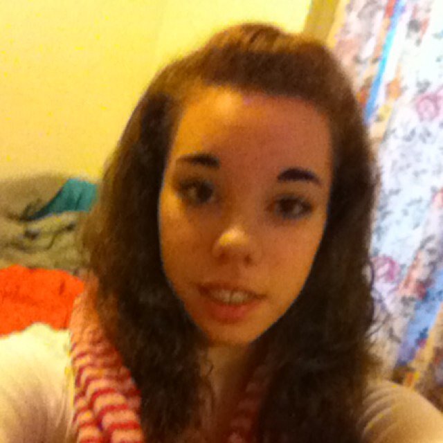 15,  Field Hockey #9, snapchat: jenniknowles56 :)