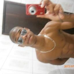 Im Douglaz, é isso ae ! pra quem nao me conheçe.. so um cara que nao desiste facil.. se prepare :) quem sabe um dia ♥