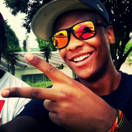 Vlogger, Correria e Vagabundo =) ! http://t.co/AQHVKabHlX
