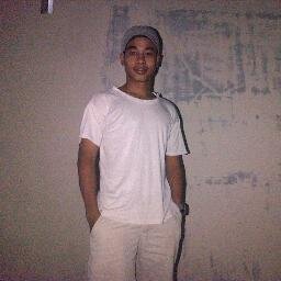 Ingin menjadi yang bermanfaat bagi diri maupun orang lain....Nice bangetttt tuhhh :D
