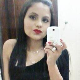 É necessário sempre acreditar que o sonho é possível,
Que o céu é o limite e você truta é imbatível. ♪♫