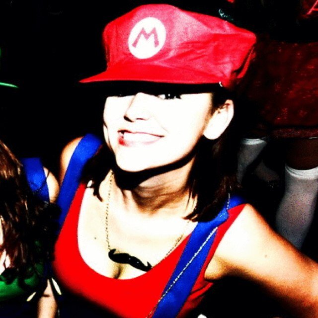 angela_robar's profile picture. Love to dance :)