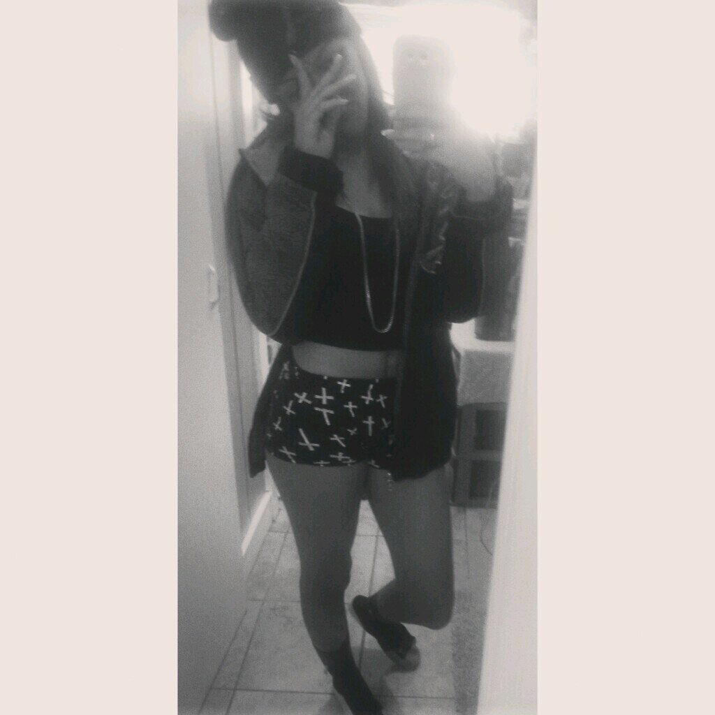 follow me on IG: love23s__