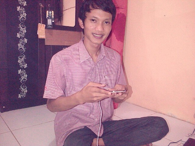 I want to find friends and relatives, if you are interested PING!!! 265A8A22  I follow back ƪ (˘ ⌣ ˘) Σƪ (˘ ⌣ ˘) Σ