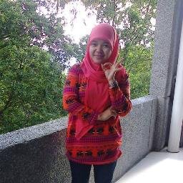 Jangan pernah meremehkan diri sendiri. 
Jika kamu tak bahagia dengan hidupmu. 
perbaiki apa yg salah, dan teruslah melangkah..
Sastra Jepang '011
UNAND