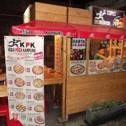 Pizza Kampung tapi ga Kampungan