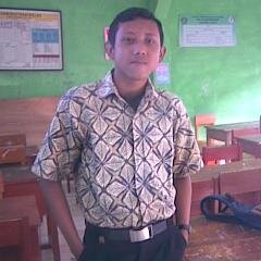 Masih dalam proses memantaskan diri.
Keep Calm and Carry On, Always Smile and Bismillah. v (^_^) v