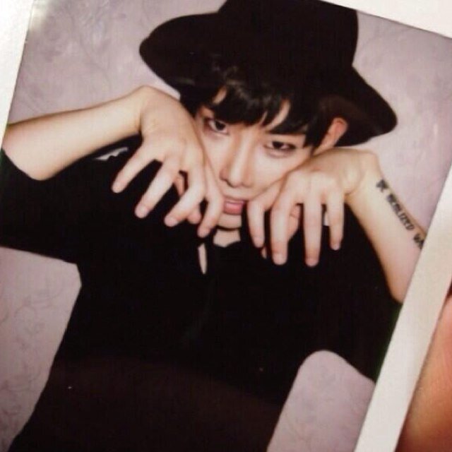 HEY! I'M SEUNG JUN YU or HON of MR MR I'M ROBOT :D สวัสดีครับ ผม ยู ซึงจุน เป็นน้องชายของ ยู ฮามิน #Ulzzang #JustBot real : @hon0501