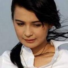 sellaayuindah's profile picture. sayangi kedua orang tuamu