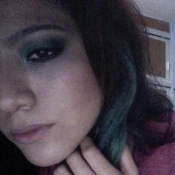 Makeup artist
