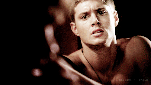 Voting for Jensen!
Jensen Ackles #scifiactor #PeoplesChoice IAN IS JERK!!!!