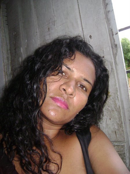Amo fazer e conhecer novas amizades!
viva a diversidade!!heheh