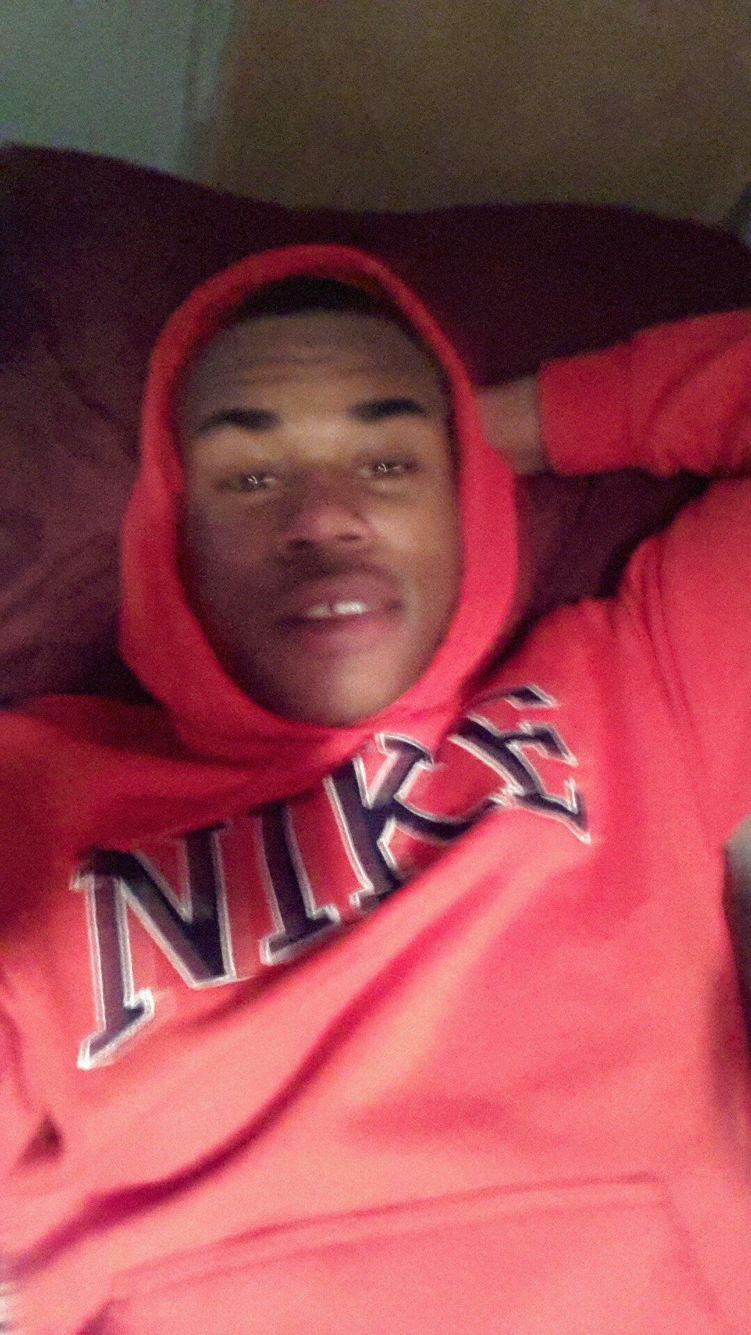 Name Derek. I be coolin it. Had a thing for a girl named Aja. Kill for my lil sis Daryah. U.S Army . Anything else, get at me✌.