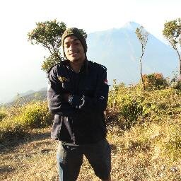 billpetro12's profile picture. ● Only God can Judge me ● Path: Billyan Moniharapon ● Line: http://t.co/py4tQE3ict