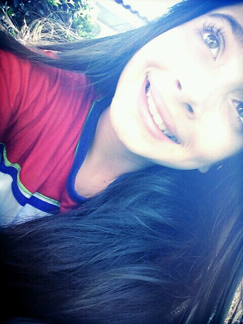 sou a favor de : cala boca e me beija !