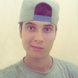 DEUS, 18 anos, Peixes, Divertido, Musica Eletronica ♫,  \õ/ (: #FreeStep ♥ , follow e descubra mais '-' ... Face: /http://t.co/IpVp4GxUL6