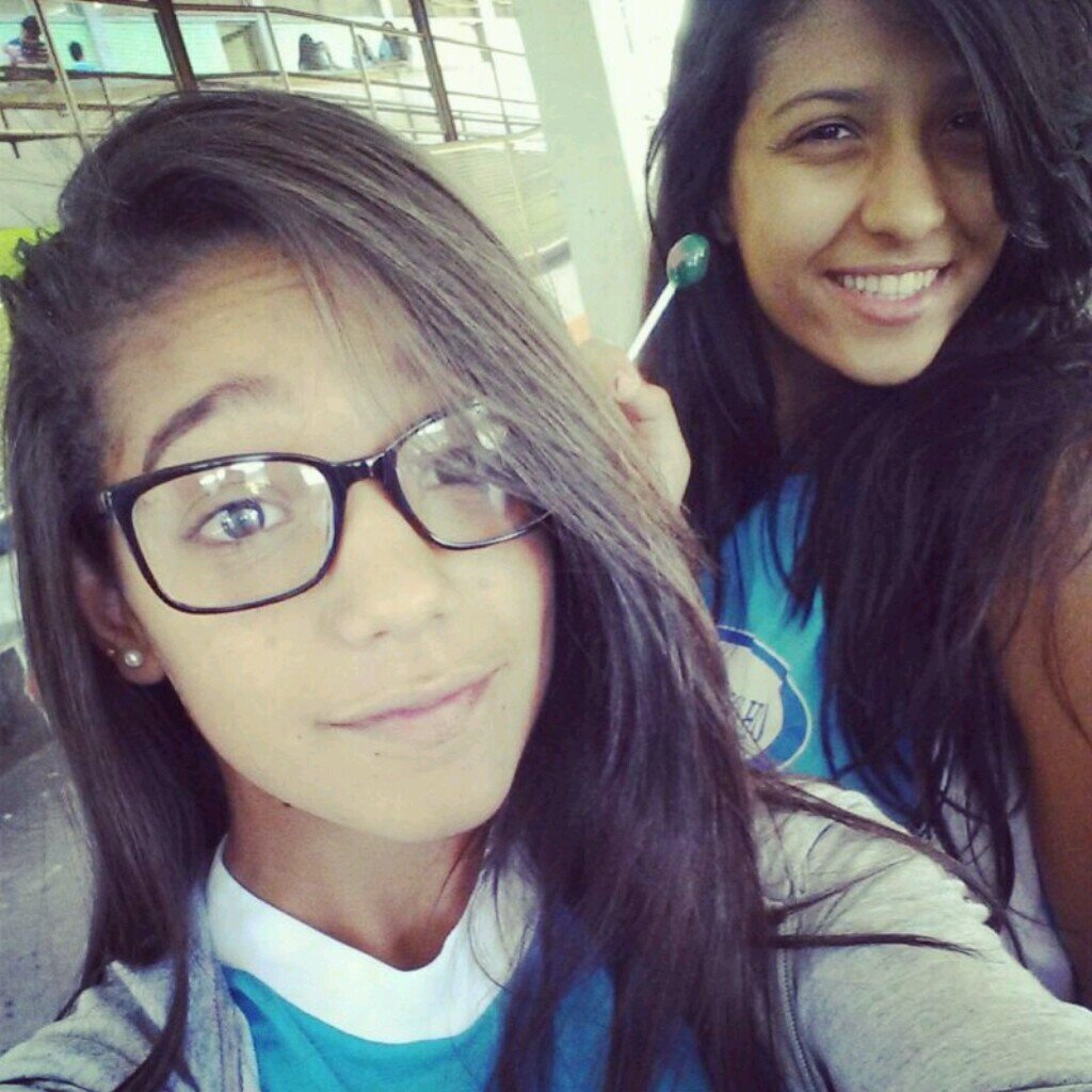 Eu me chamo AMANDA NASCIMENTO COSTA tenho 14 anos moro em MINAS e sou 100% believe
