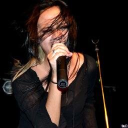 Cantora, Compositora e Design de Interiores...