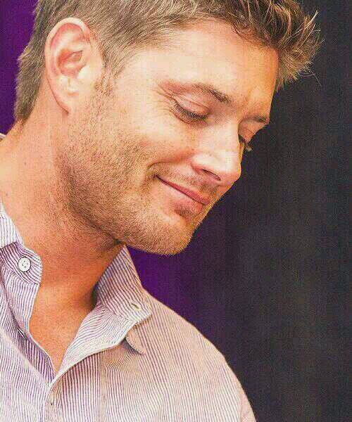 (Dms only) I can dig Elvis. {Dating @CassieTheFreak but you are welcome to my DMs ;)} [I AM A PUNNY GOD]