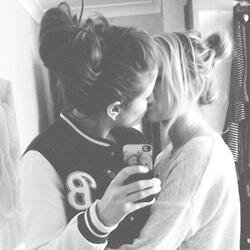 Samantha || sweet girl || coccolamia , scleramica , sfogamica o tutto quello che volete