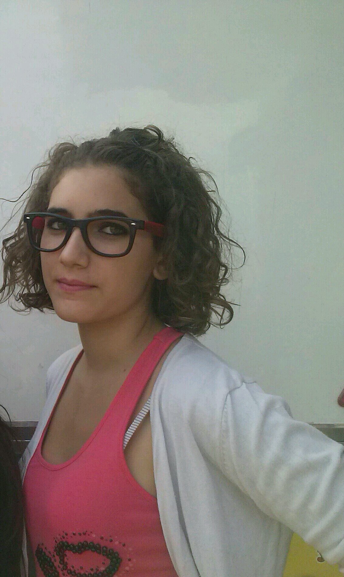 *'ni los malos son tan malos ni los buenos tan buenos '. 
*snap:tamaraaa292 
*28~08~2014 *Instagram:@tamarans14