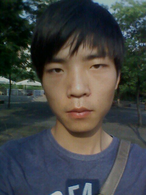 I am a Chinese boy.Twitter is fobiden in China.but that can not stop me to know the world outside.