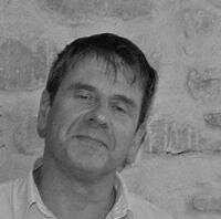 Ancien ingénieur du groupe BULL. Co-fondateur de ACR Réseaux d'Information, une société d'ingénierie spécialisée dans la conception de solutions Extranet