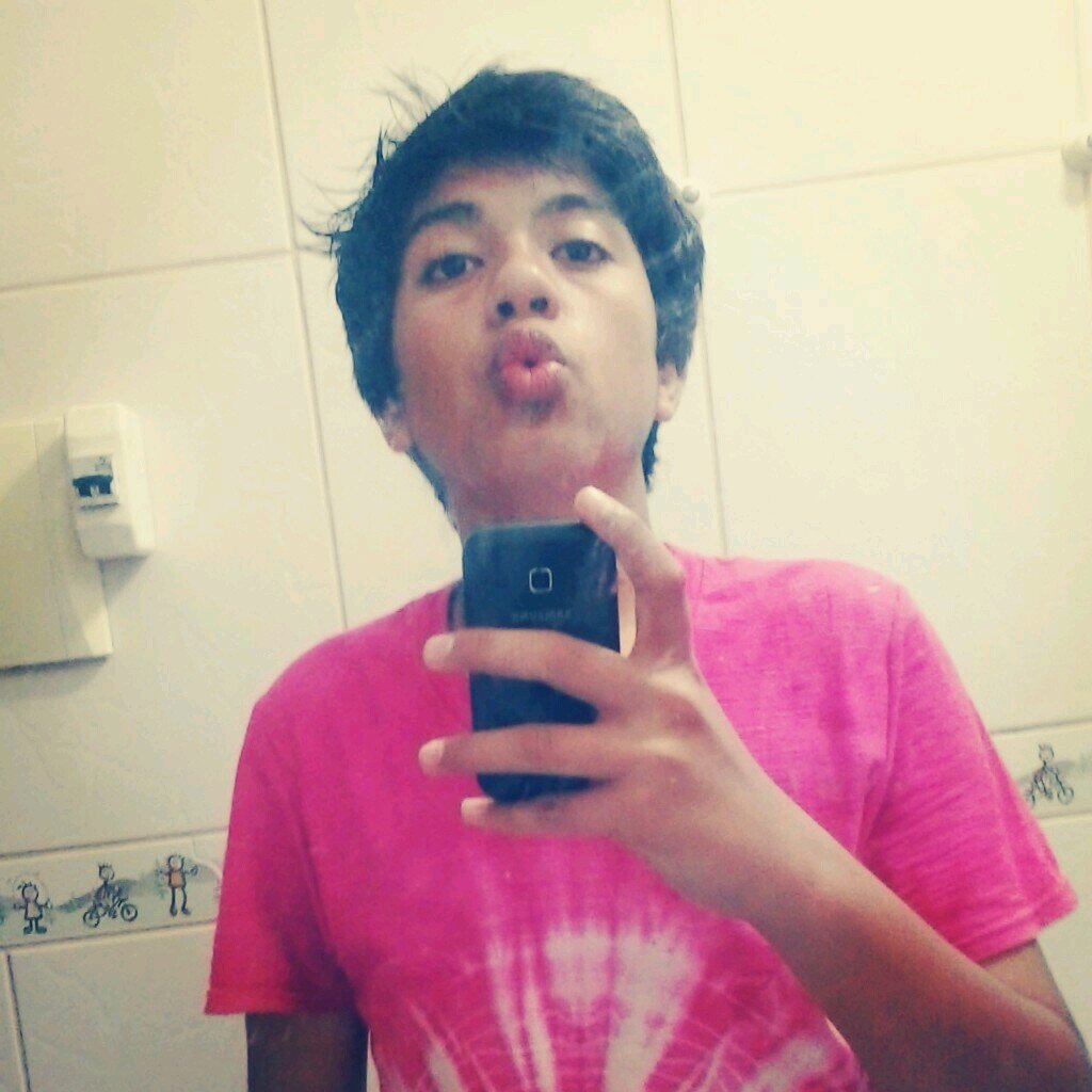 http://t.co/IVl3blt7x7…