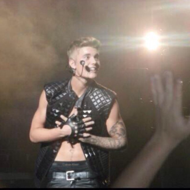 One day ill meet Justin and Cody. October 19 Believe tour