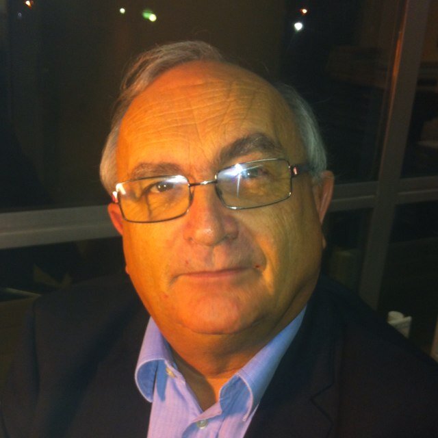 Maire adjoint royan / Cons. eco et social region/medeef.prud homme saintes/ Secret cci rochefort /Memb.c r c i nouv Aquitain bordeaux/unpi paris/ rotary club.