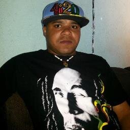 otimo amigo que adora reggae music.