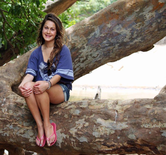 British student with a love of literature, art, theatre and fashion.
