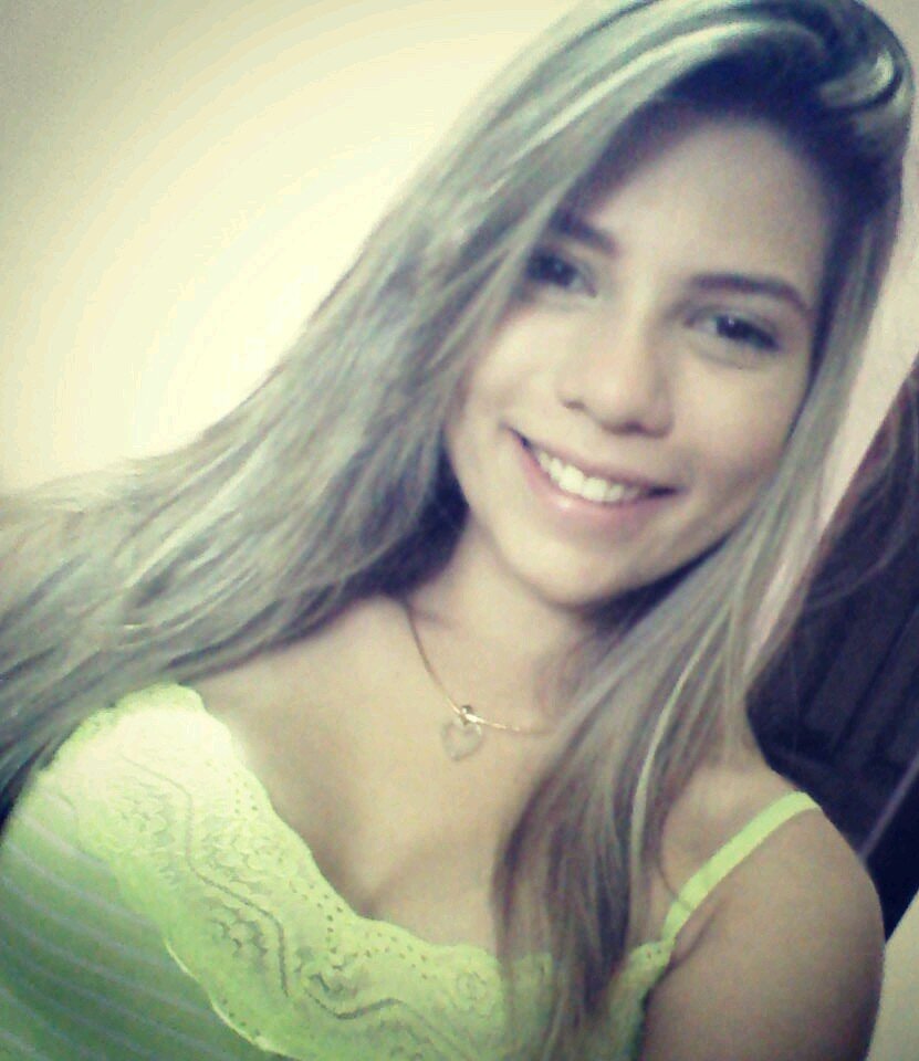 Deus, família, Filipenses 3:14, paz, Direito, mpb, samba, reggae, rock, black-soul, barzinho, literatura, terapia gestalt e muito amor! (=