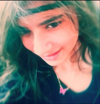Hey,I'm Marie-Therese! i'm a lebanese directioner(THE directioner) Follow me i follow back :)