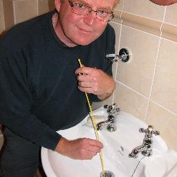pet food, hardware, gardening, giftware, hand tools, decorating, cookware, ironmongery, key cutting, poultry, dog food,