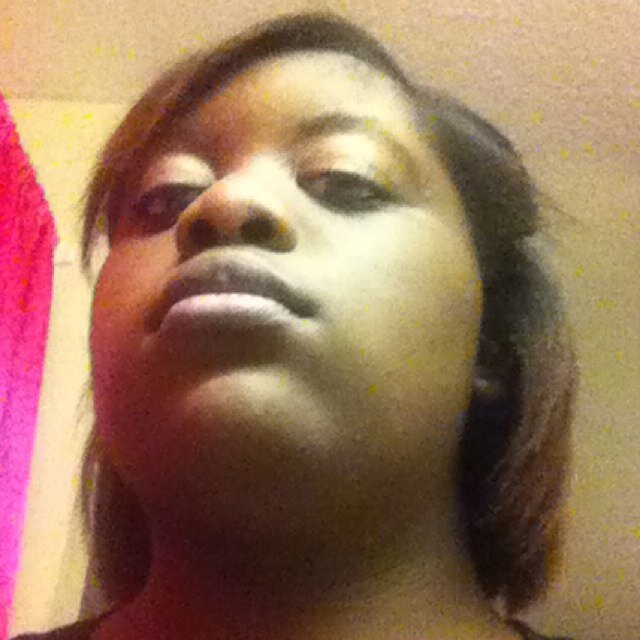 ;reallyy dkntt needd ahh introductionn!! ;nodt dhaa type that likee drama..but ieyy refusee twuu put uphh w/ anybodii shxtt! #teamIDGAF