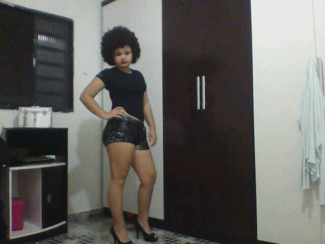 sou animada, chata, sincera, impaciente e louca :s :) :/
cuidado cmg eu mordo kkk